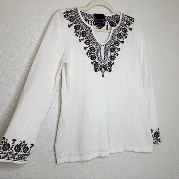 Cynthia Rowley Women’s Size Large Embroidered Long Sleeves Top - Picture 2 of 13